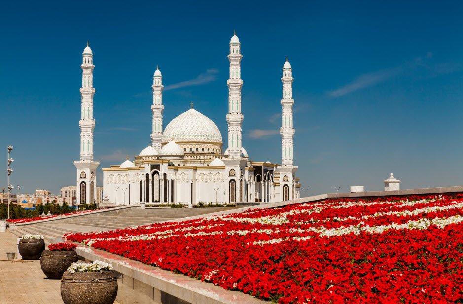 Hazrat Sultan Mosque, Astana (Nur-Sultan), Kazakhstan